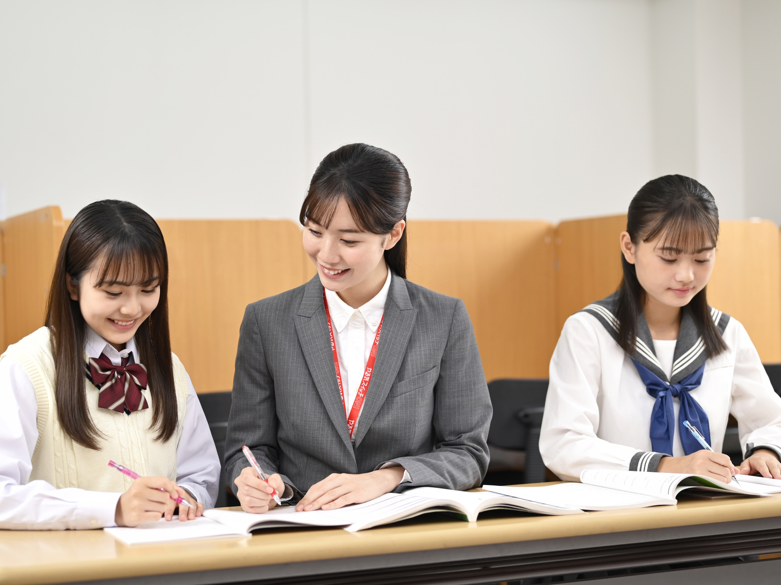 小田原旭丘高校制服 凄